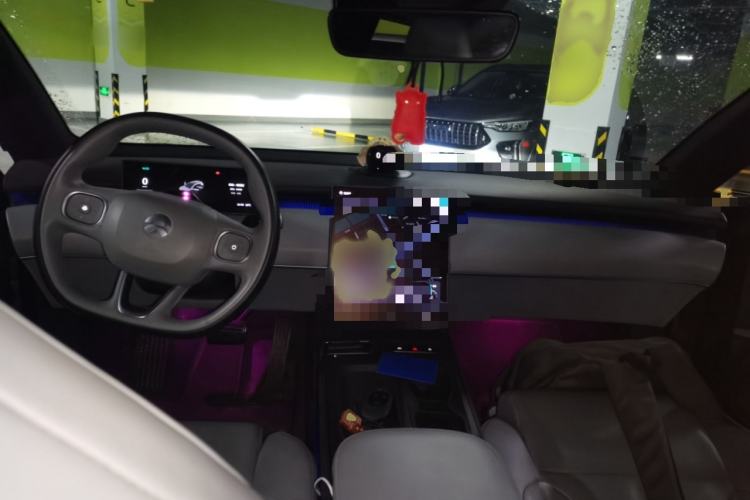 Used Nio ET5T 2024 75kWh Touring Interior 2