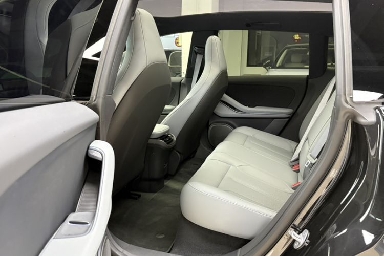 Used Nio ET5T 2024 75kWh Touring Interior 2