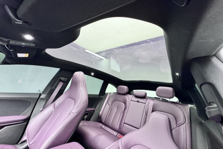 Used Nio ET5T 2024 75kWh Touring Interior 2