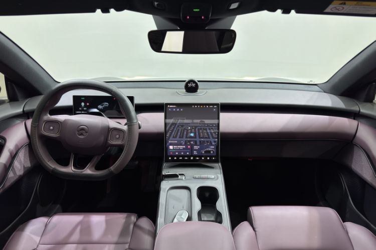 Used Nio ET5T 2024 75kWh Touring Interior 3