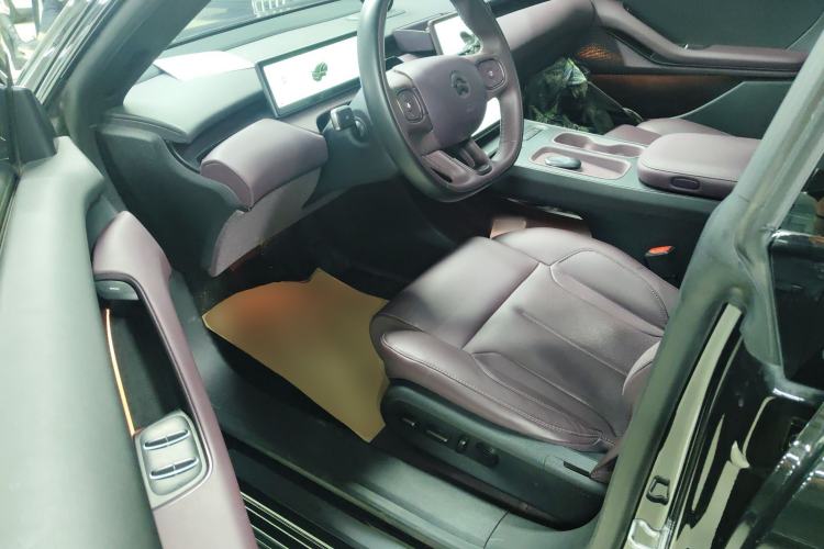 Used Nio ET5T 2024 75kWh Touring Interior 3