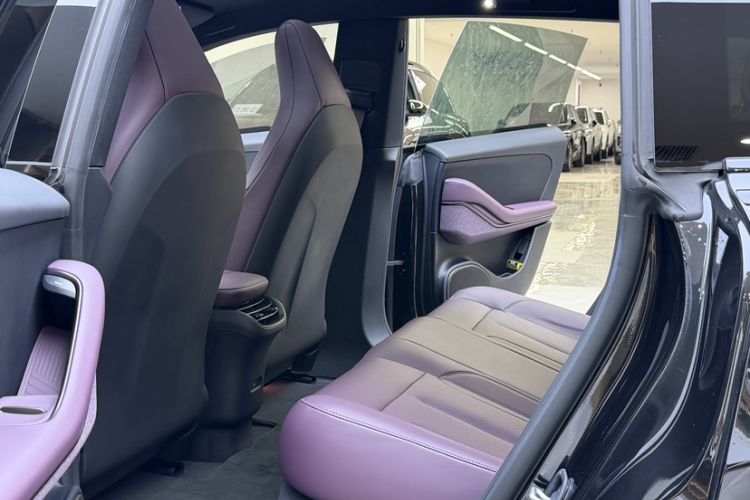 Used Nio ET5T 2024 75kWh Touring Interior 3