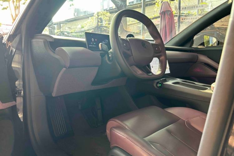Used Nio ET5T 2024 75kWh Touring Interior 3