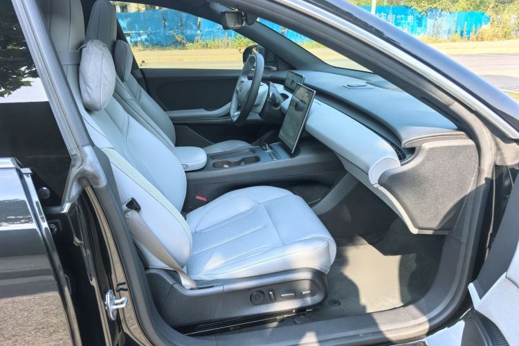 Used Nio ET5T 2024 75kWh Touring Interior 3