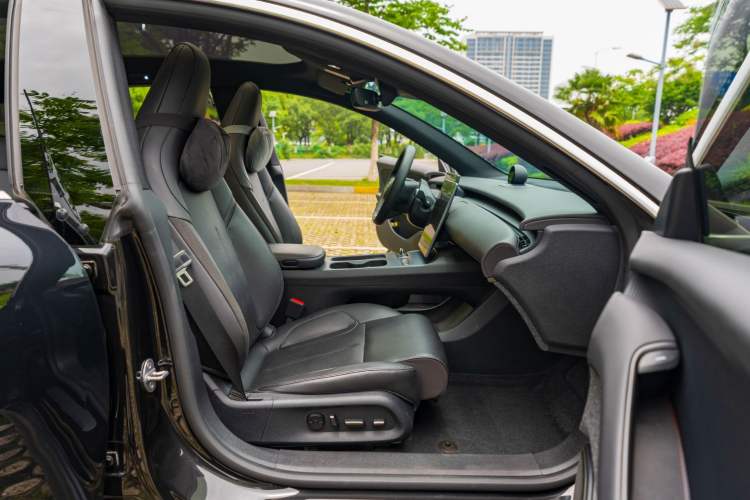 Used Nio ET5T 2024 75kWh Touring Interior 3