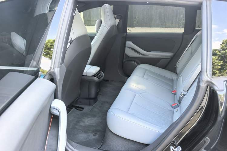Used Nio ET5T 2024 75kWh Touring Interior 4