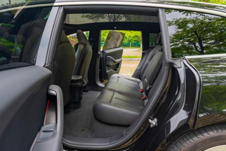 Used Nio ET5T 2024 75kWh Touring Interior 4