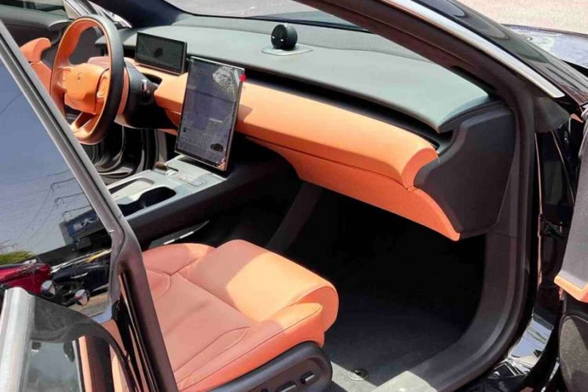 Used Nio ET5T 2024 75kWh Touring Interior 4