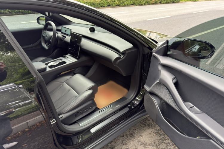 Used Nio ET5T 2024 75kWh Touring Interior 5