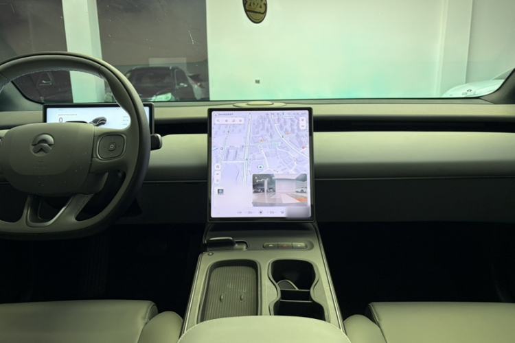 Used Nio ET5T 2024 75kWh Touring Interior 5