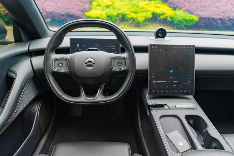 Used Nio ET5T 2024 75kWh Touring Interior 6