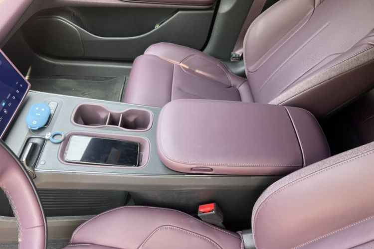 Used Nio ET5T 2024 75kWh Touring Interior 6