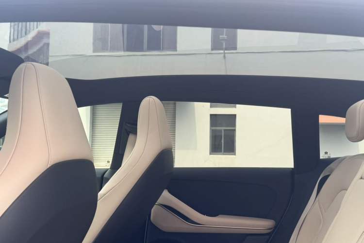 Used Nio ET5T 2024 75kWh Touring Interior 7