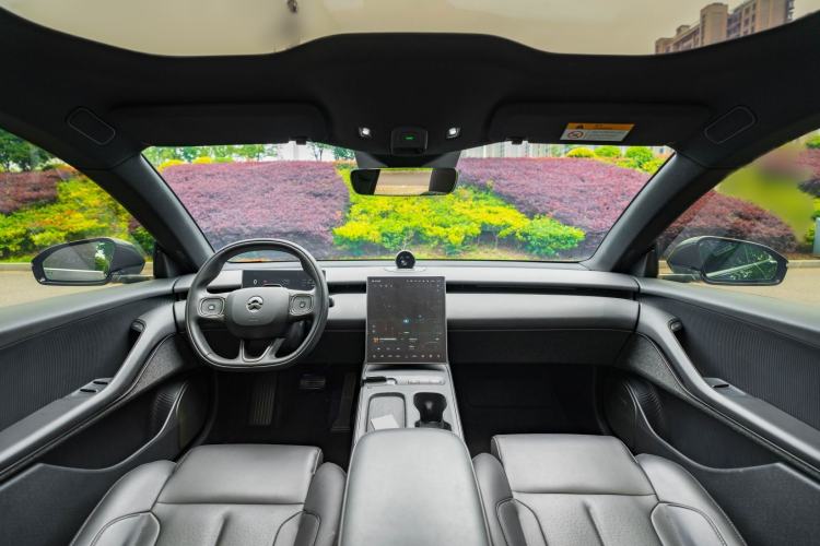 Used Nio ET5T 2024 75kWh Touring Interior 7