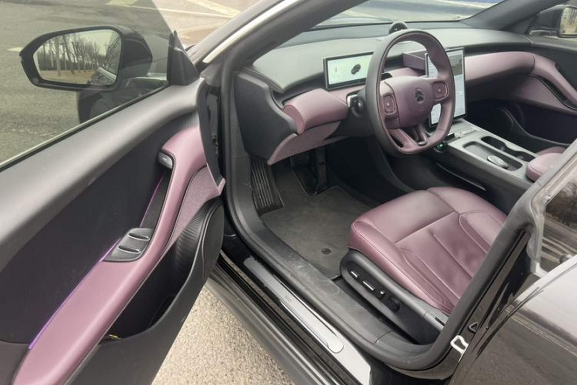 Used Nio ET5T 2024 75kWh Touring Interior 7