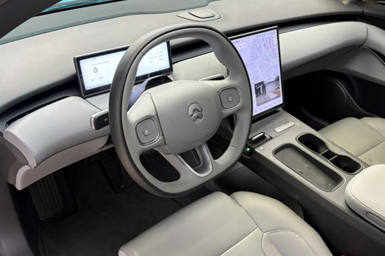 Used Nio ET5T 2024 75kWh Touring Interior 7