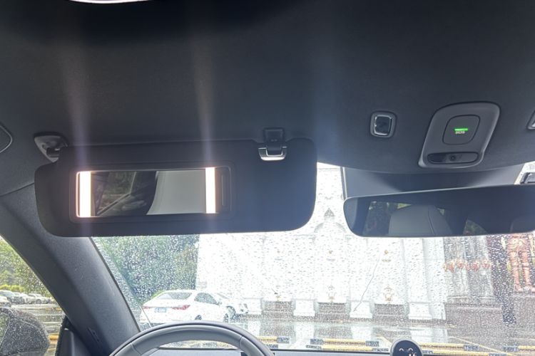 Used Nio ET5T 2024 75kWh Touring Interior 7