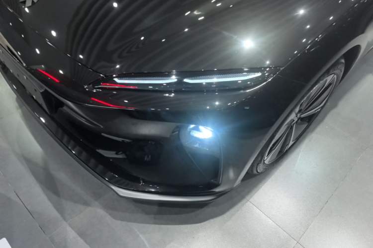 Used Nio ET5T 2024 75kWh Touring Left Front Headlight