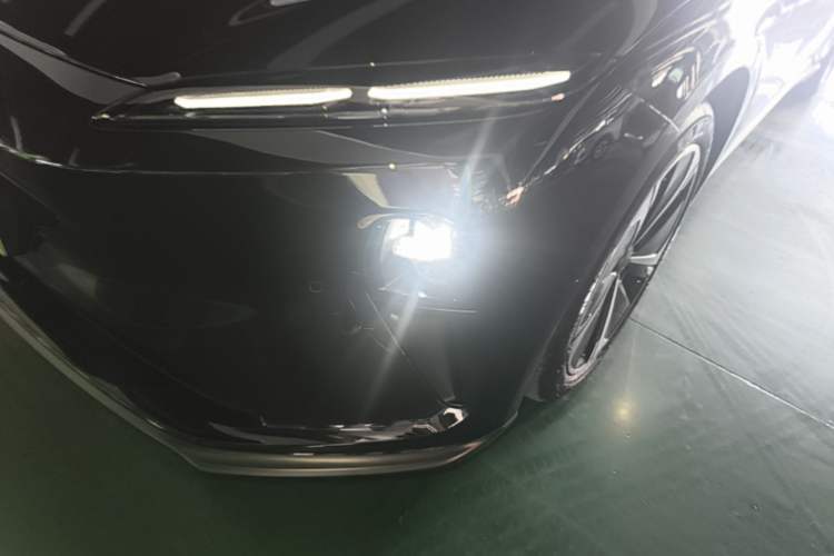 Used Nio ET5T 2024 75kWh Touring Left Front Headlight