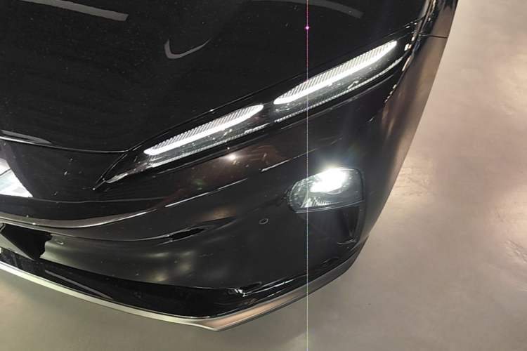 Used Nio ET5T 2024 75kWh Touring Left Front Headlight
