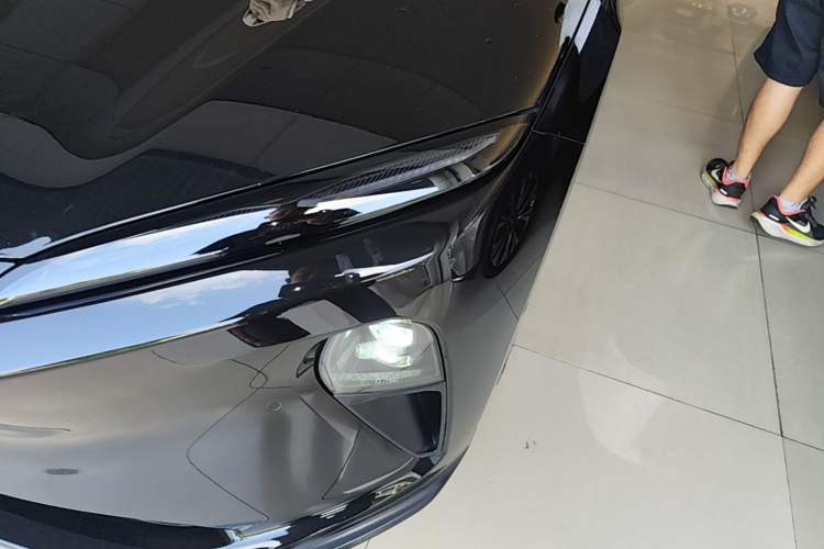 Used Nio ET5T 2024 100kWh Touring Left Front Headlight