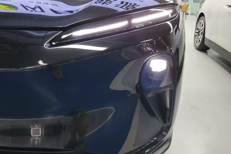 Used Nio ET5T 2024 75kWh Touring Left Front Headlight