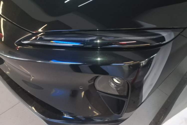 Used Nio ET5T 2024 75kWh Touring Left Front Headlight
