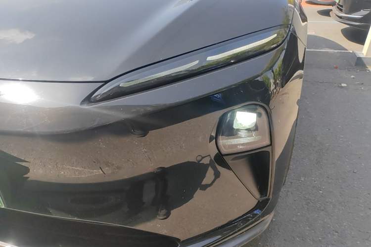 Used Nio ET5T 2024 75kWh Touring Left Front Headlight