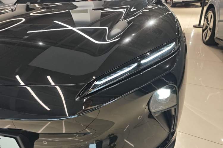 Used Nio ET5T 2024 75kWh Touring Left Front Headlight