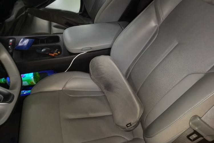 Used Nio ET5T 2024 75kWh Touring Left Front Seat