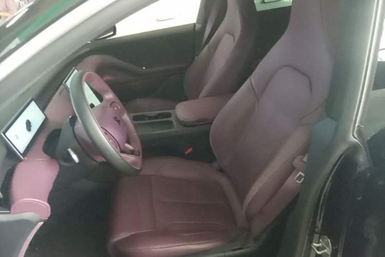 Used Nio ET5T 2024 75kWh Touring Left Front Seat