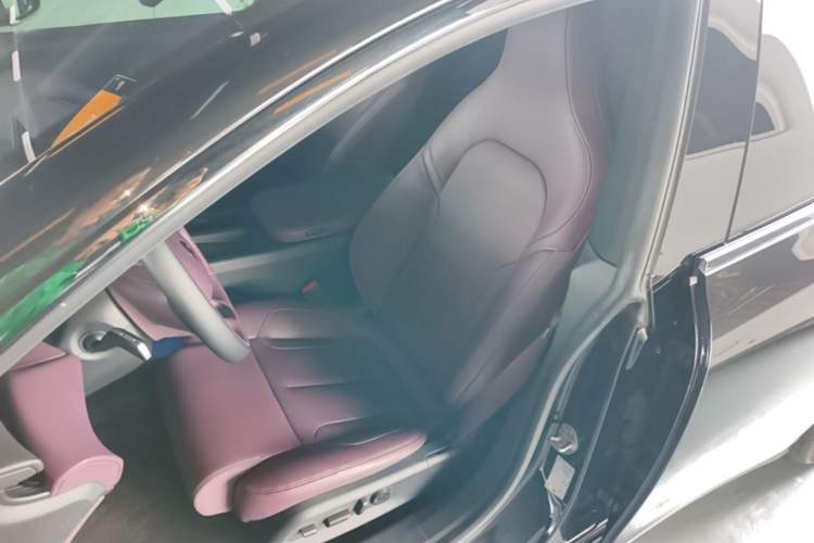 Used Nio ET5T 2024 75kWh Touring Left Front Seat
