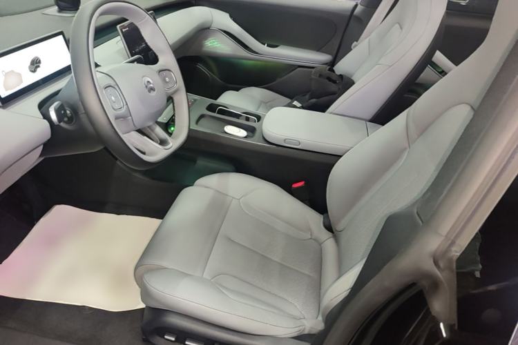 Used Nio ET5T 2024 75kWh Touring Left Front Seat