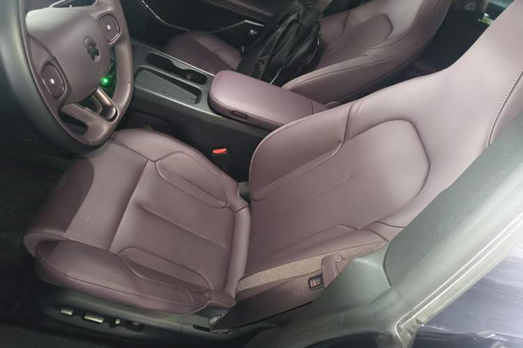 Used Nio ET5T 2024 75kWh Touring Left Front Seat