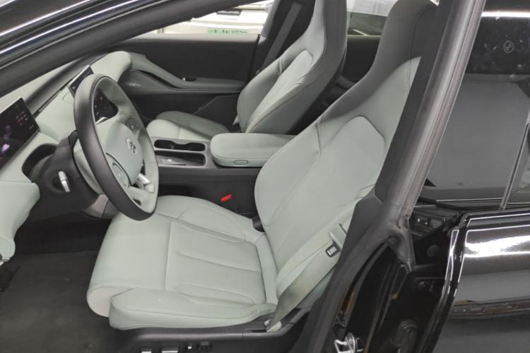 Used Nio ET5T 2024 75kWh Touring Left Front Seat