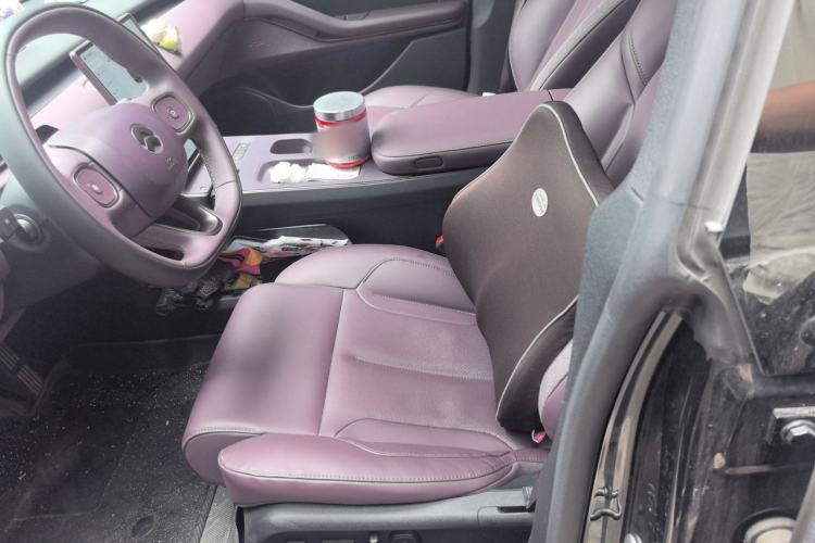 Used Nio ET5T 2024 75kWh Touring Left Front Seat