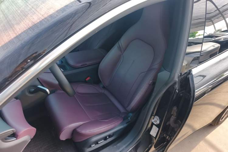 Used Nio ET5T 2024 75kWh Touring Left Front Seat