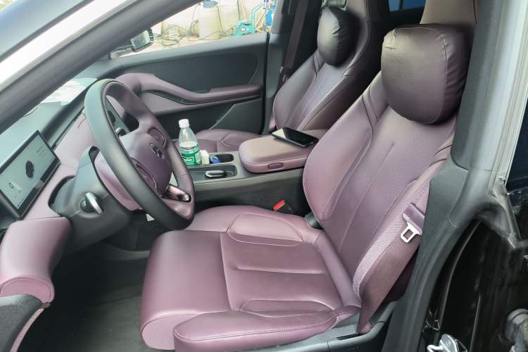 Used Nio ET5T 2024 75kWh Touring Left Front Seat