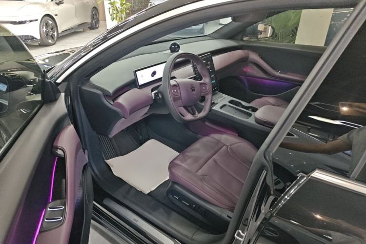 Used Nio ET5T 2024 75kWh Touring Left Front Seat