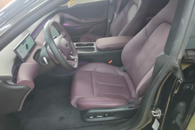 Used Nio ET5T 2024 75kWh Touring Left Front Seat