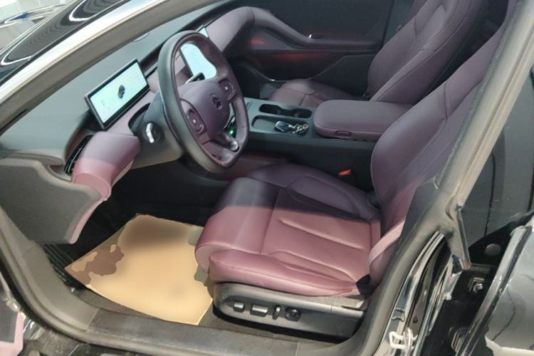 Used Nio ET5T 2024 75kWh Touring Left Front Seat