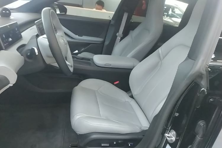 Used Nio ET5T 2024 75kWh Touring Left Front Seat