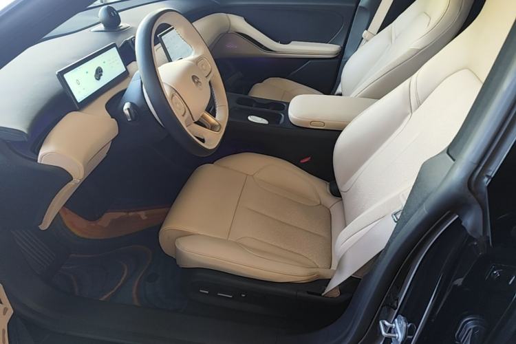 Used Nio ET5T 2024 100kWh Touring Left Front Seat