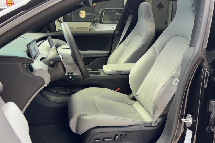 Used Nio ET5T 2024 75kWh Touring Left Front Seat