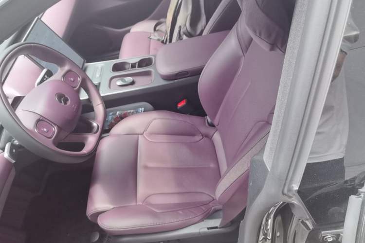 Used Nio ET5T 2024 75kWh Touring Left Front Seat