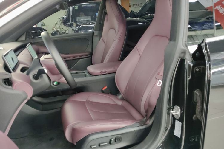 Used Nio ET5T 2024 75kWh Touring Left Front Seat