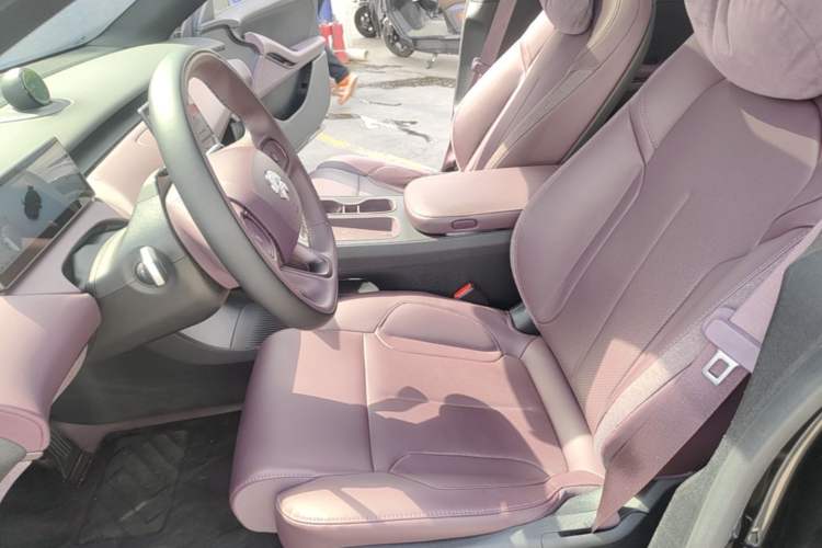 Used Nio ET5T 2024 75kWh Touring Left Front Seat
