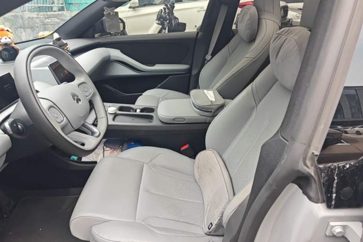 Used Nio ET5T 2024 75kWh Touring Left Front Seat