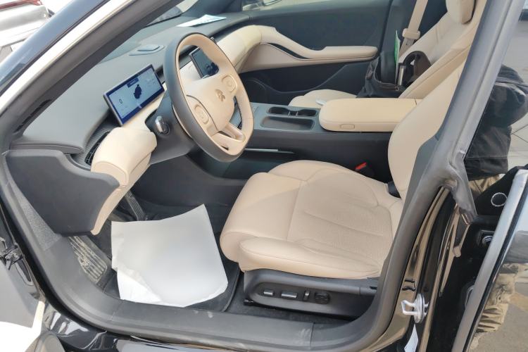 Used Nio ET5T 2024 75kWh Touring Left Front Seat
