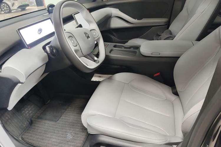 Used Nio ET5T 2024 75kWh Touring Left Front Seat